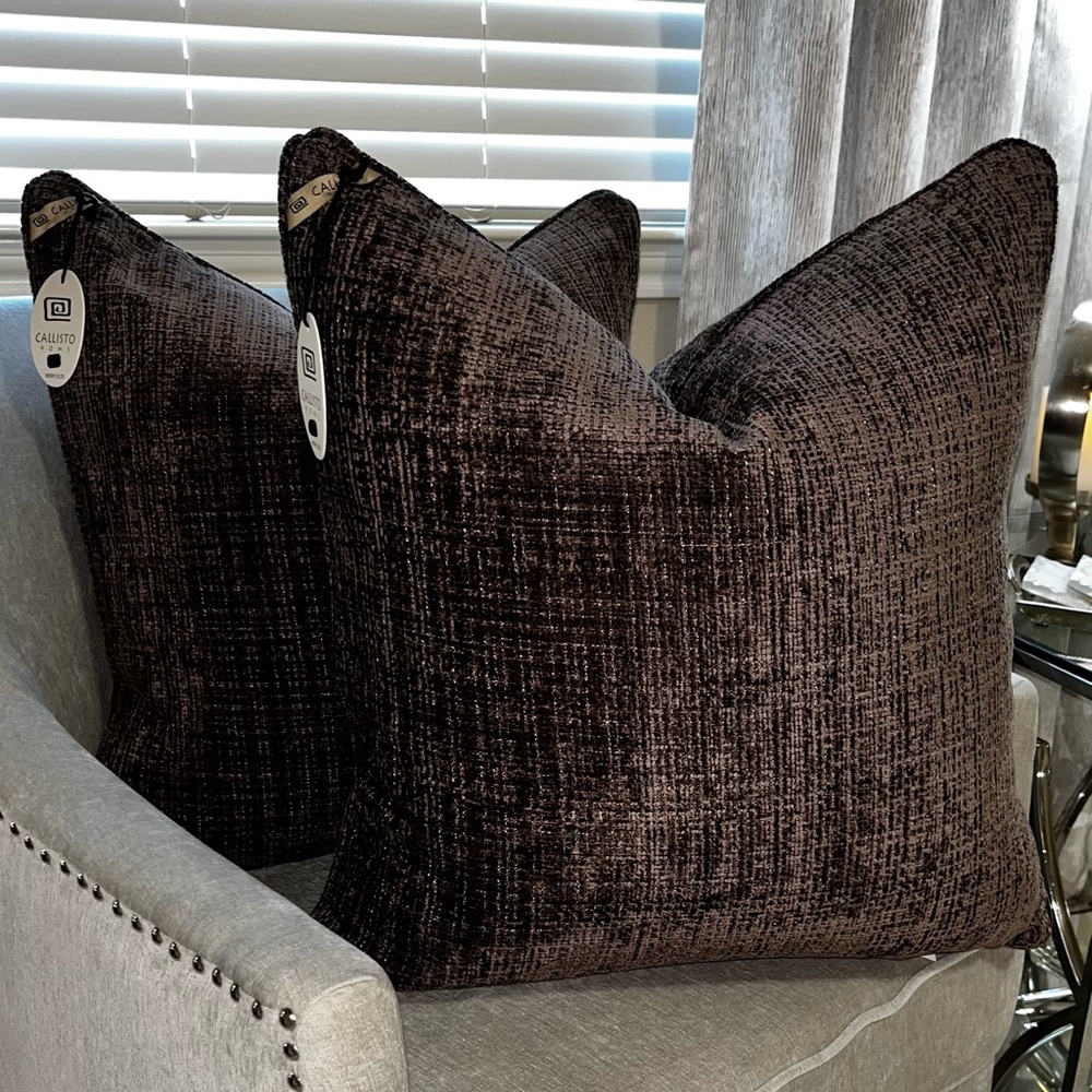 1-NWT CALLISTO HOME WEAVE DESIGN DECORATIVE THROW PILLOW